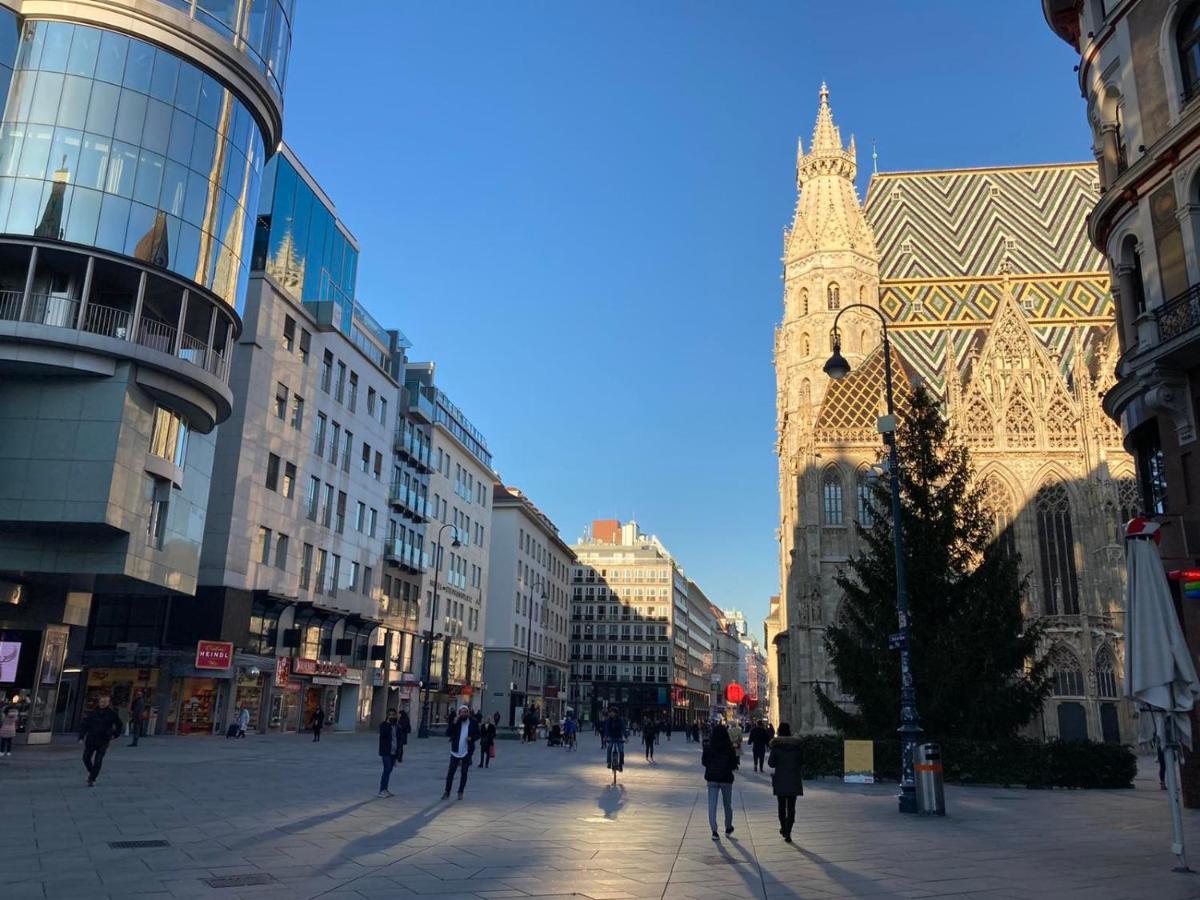 Ferienwohnung Am Hauptbahnhof Vienna Esterno foto